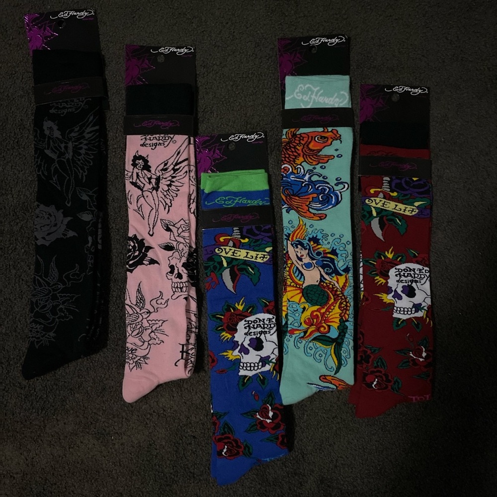 Ed hardy knee high sock bundle(5)